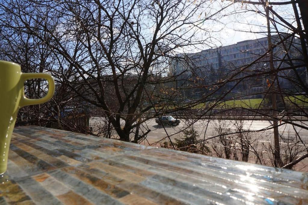 Sofia Zen - On Metro, Ultra Fast Wi-Fi Apartment Bagian luar foto
